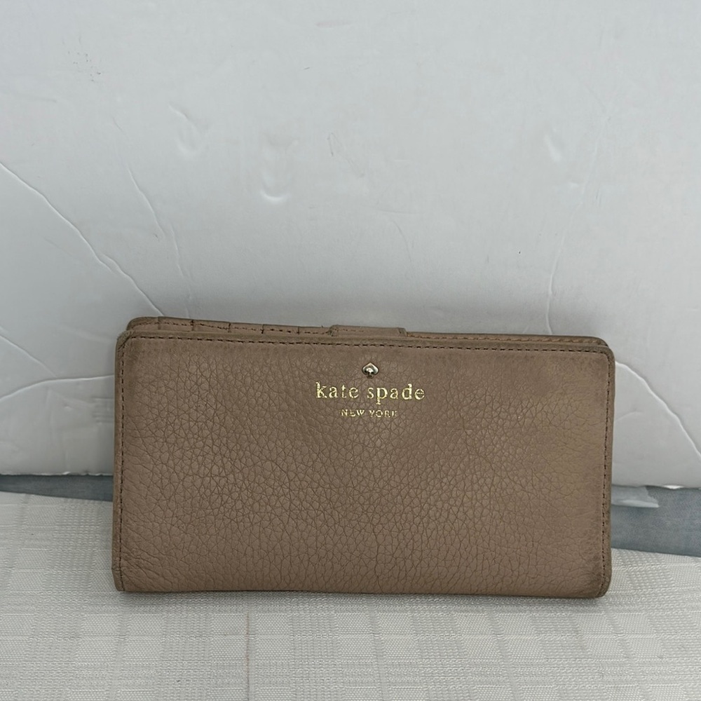 Kate Spade Grand Street Stacy wallet